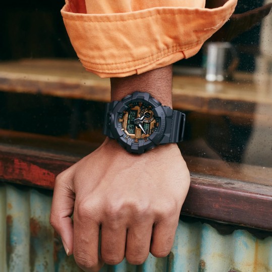 Наручные часы Casio G-Shock GA-700RC-1A - фото 2