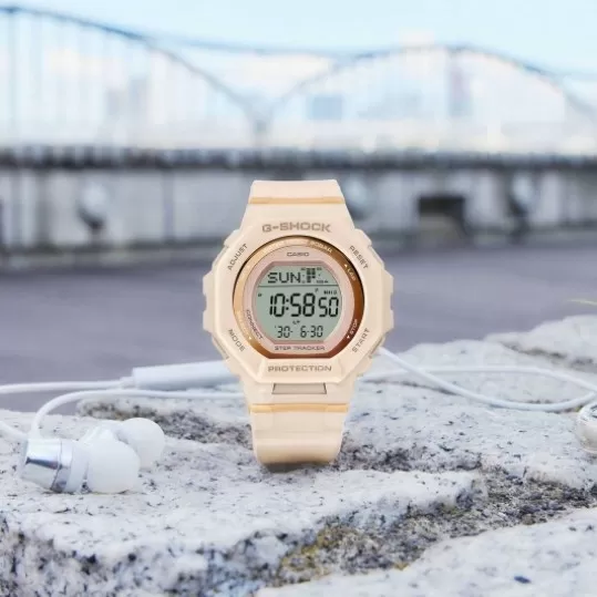 Женские часы Casio G-Shock GMD-B300-4 - фото 5